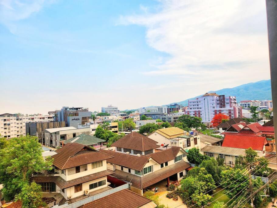 Palm Springs Condo Chiang Mai Exterior foto